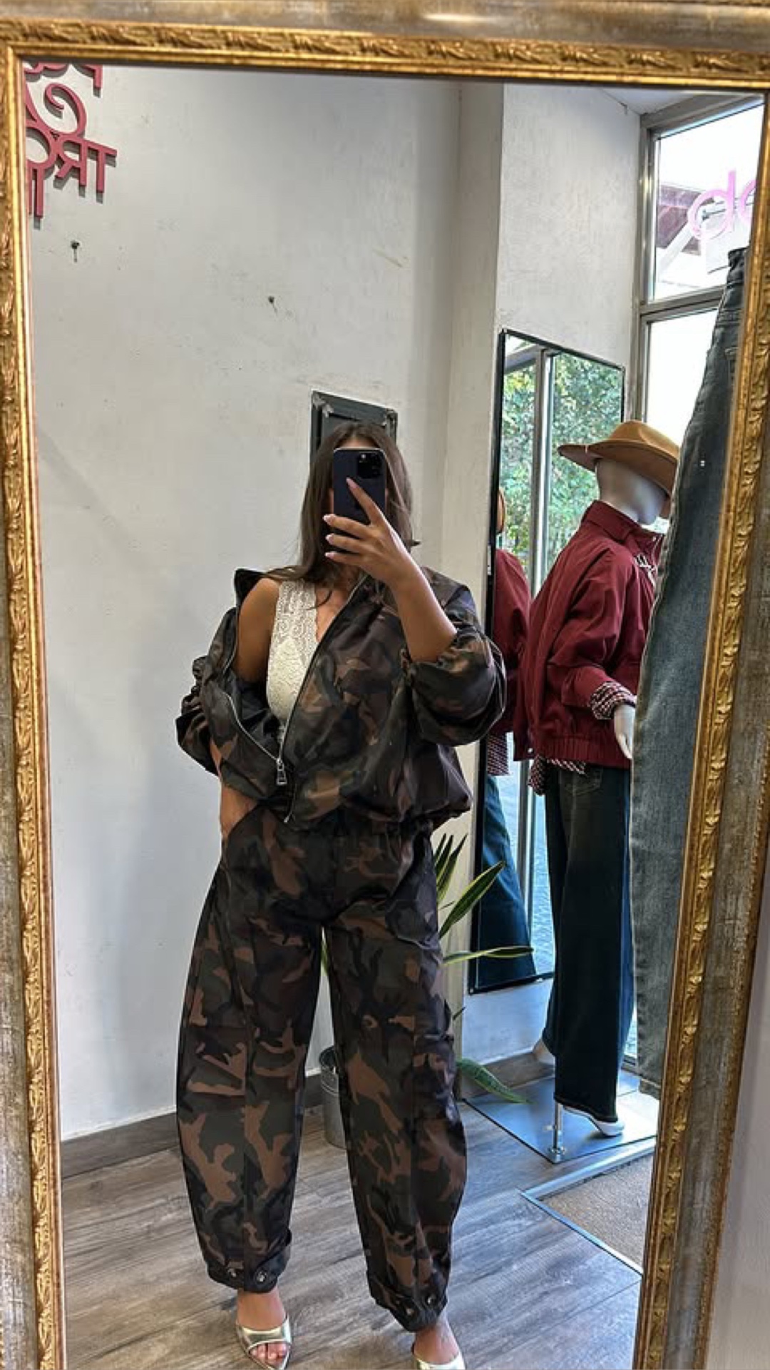 Twinset